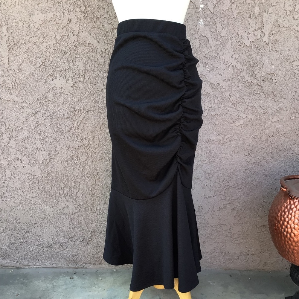Black Mermaid Silhouette Skirt